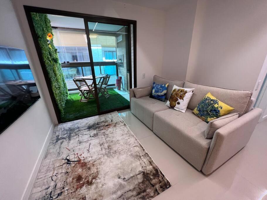 Apartment Travelers Dream! *